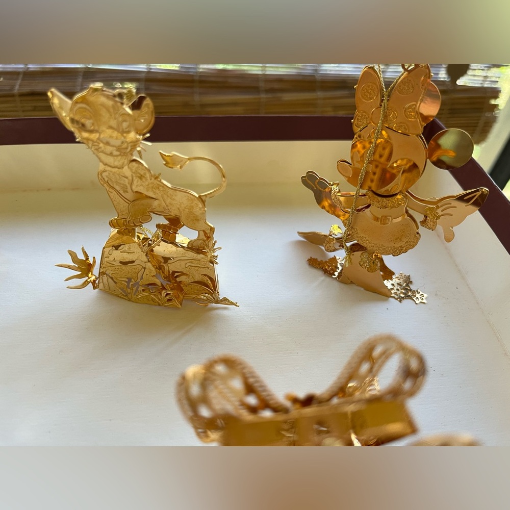Vintage 1997 Danbury Mint Disney Christmas Gold Ornament Collection Set  of 12 - Picture 6 of 7